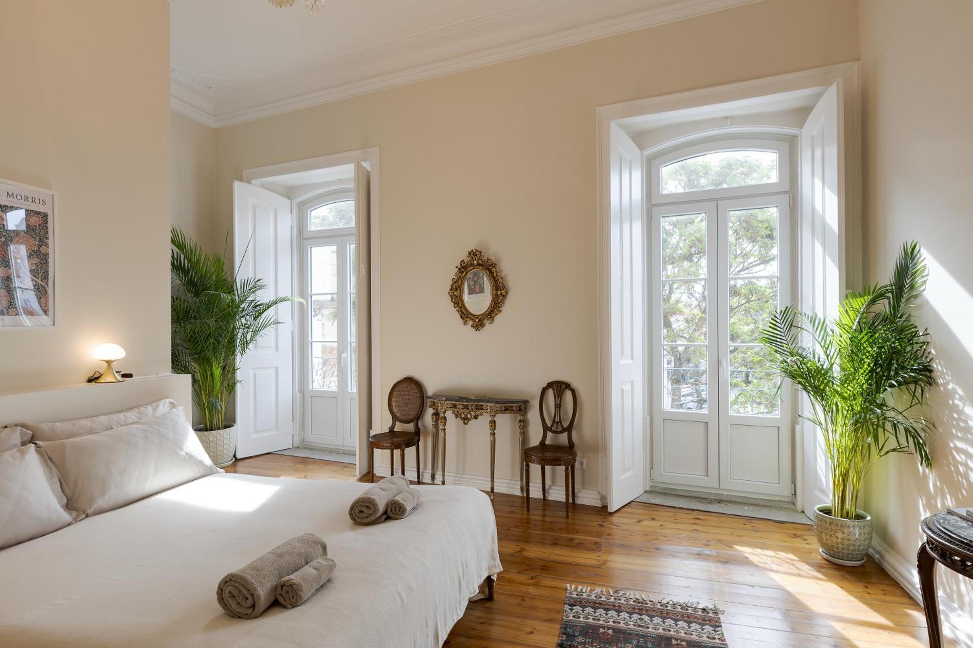 Santa Maria Rooms And Apartments Setúbal Exteriör bild